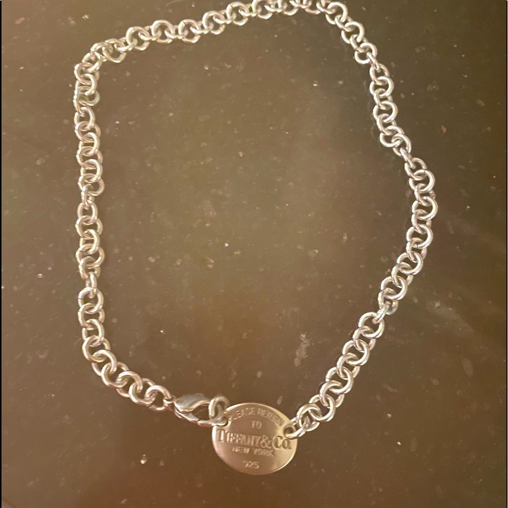 Tiffany & Co. Authentic 16” chain link Necklace